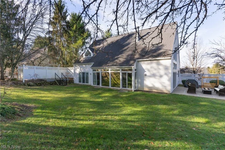 985 Goldenrod Trail, Aurora, OH - Photo 6