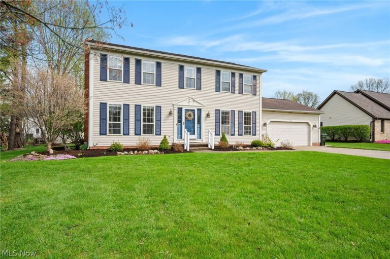 1271 Atterbury Drive, Macedonia, OH - Photo 3