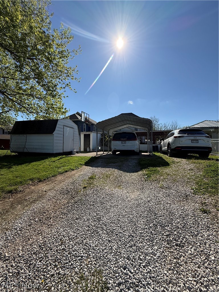 609 Riverside Drive, St Marys, WV - Photo 4