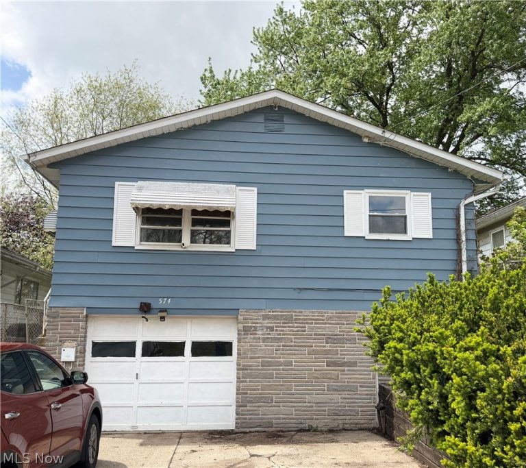 574 Fulmer Avenue, Akron, OH, 44312