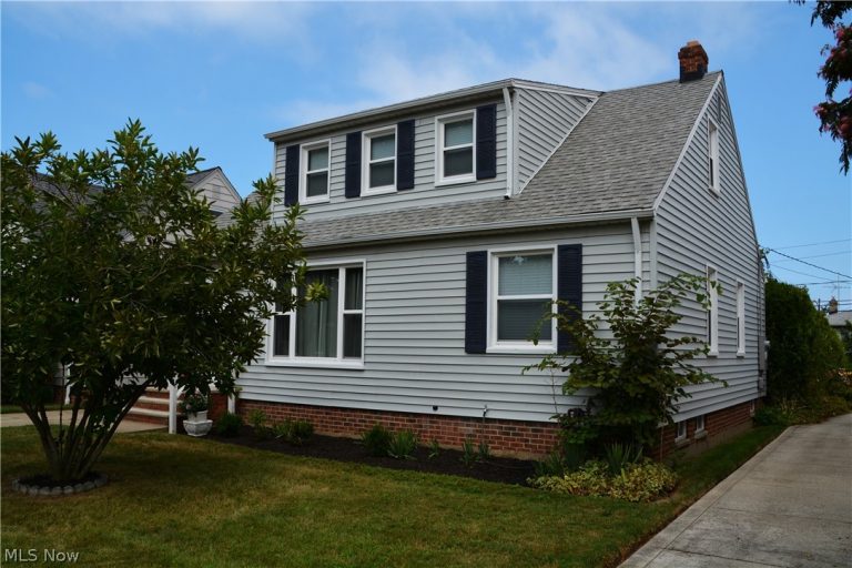 32113 Dickerson Road, Willowick, OH - Photo 3