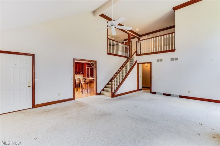 140 Hogan Lane, Warren, OH - Photo 8
