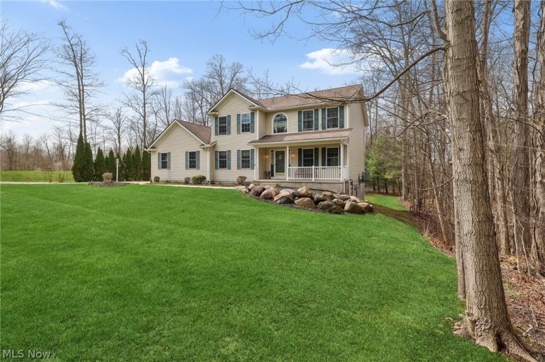 730 Mckee Trail, Hinckley, OH - Photo 4