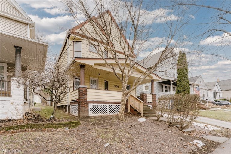 3103 Ruby Avenue, Cleveland, OH - Photo 2