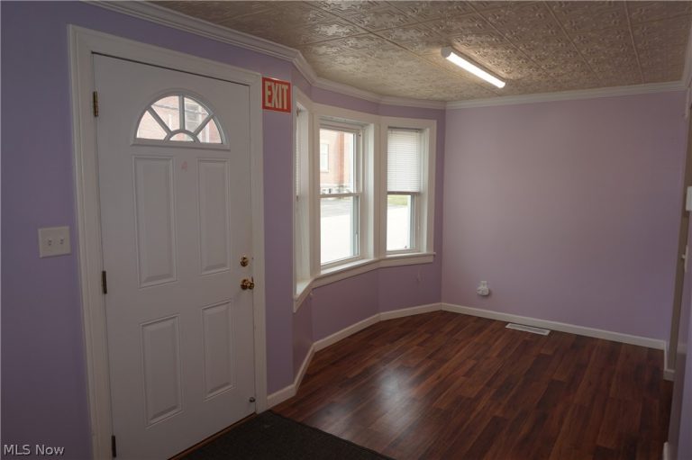 29 Wall Street, Jefferson, OH - Photo 8