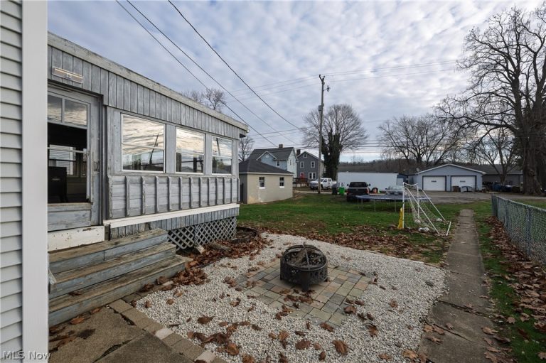 627 Wooster Avenue, Strasburg, OH - Photo 6