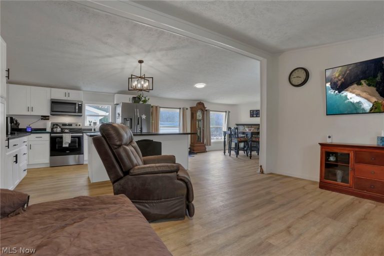 3750 Cannelville Road, Roseville, OH - Photo 3