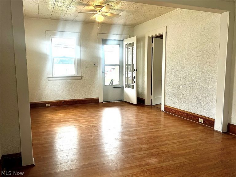 67 Forbes Road, Bedford, OH - Photo 5