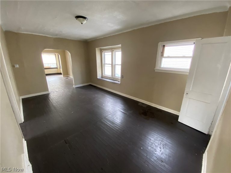 2901 121st Street, Cleveland, OH - Photo 5