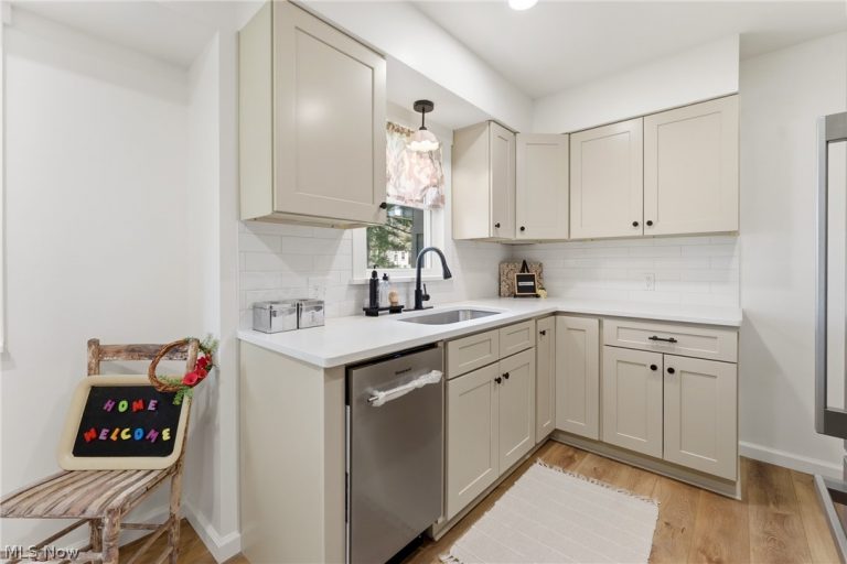 4871 15th Street, Canton, OH - Photo 6