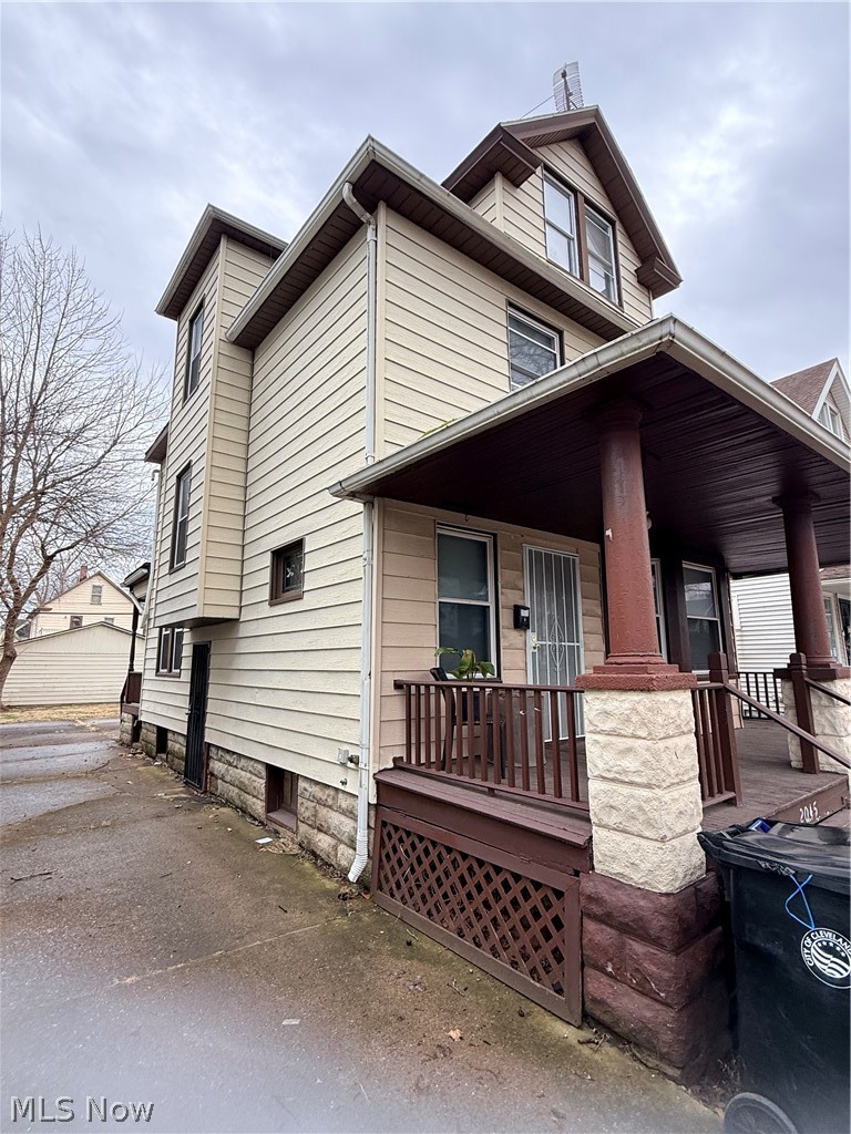 2045 89th Street, Cleveland, OH - Photo 5