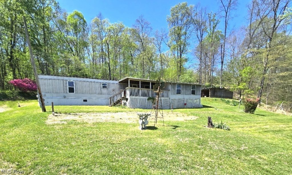 2361 Carpenter Run Road, Waverly, WV