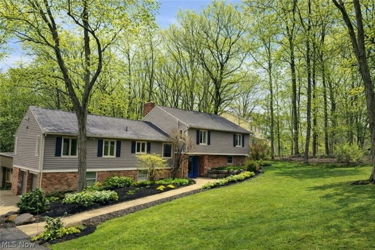 633 Coy Lane, Russell, OH, 44022