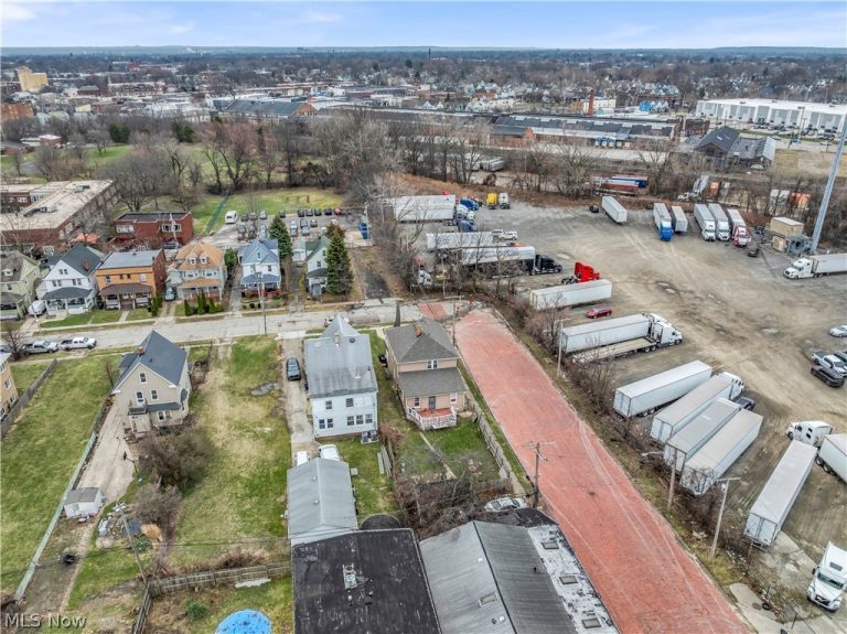 1476 107th Street, Cleveland, OH - Photo 5