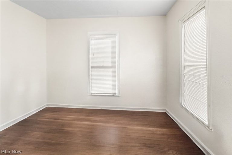 505 Brown Street, Akron, OH - Photo 6