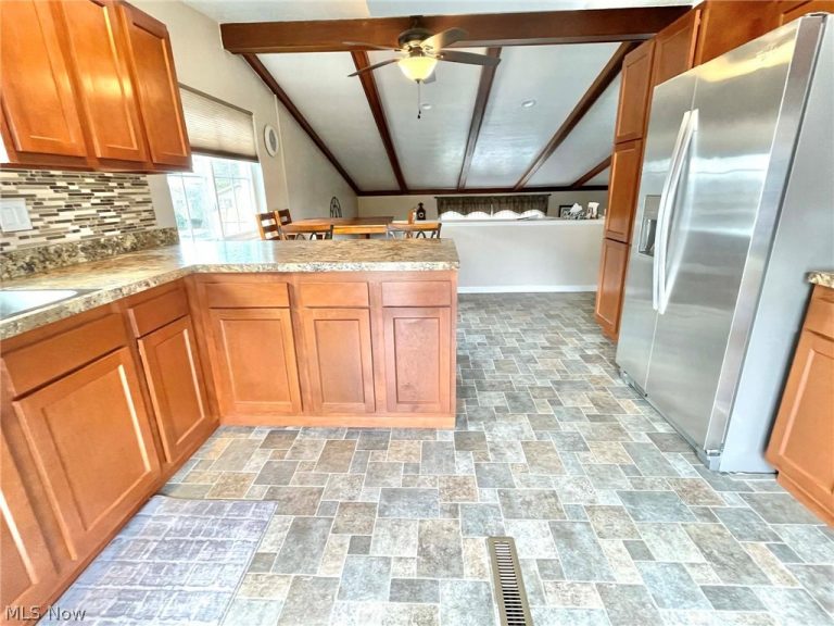 204 May Lane, Wintersville, OH - Photo 8
