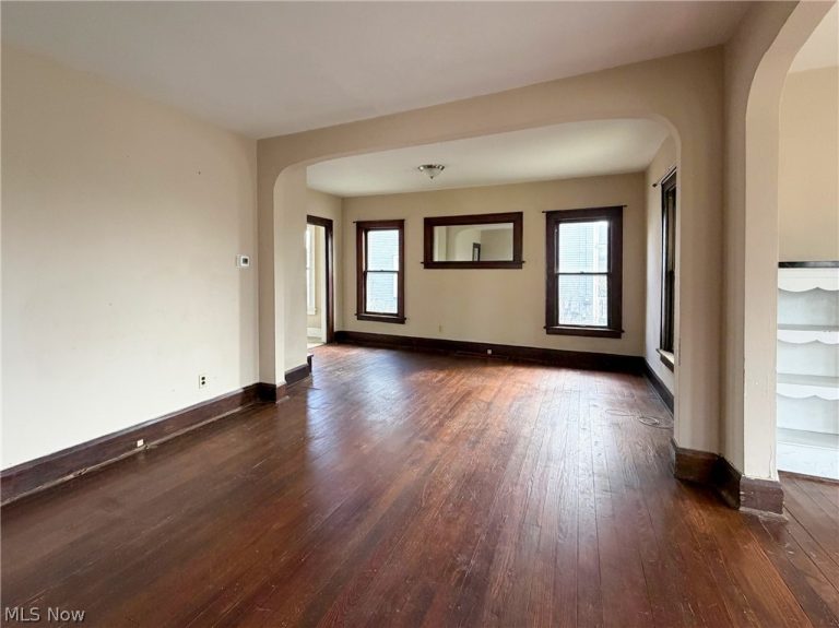 45 Summit Avenue, Niles, OH - Photo 2