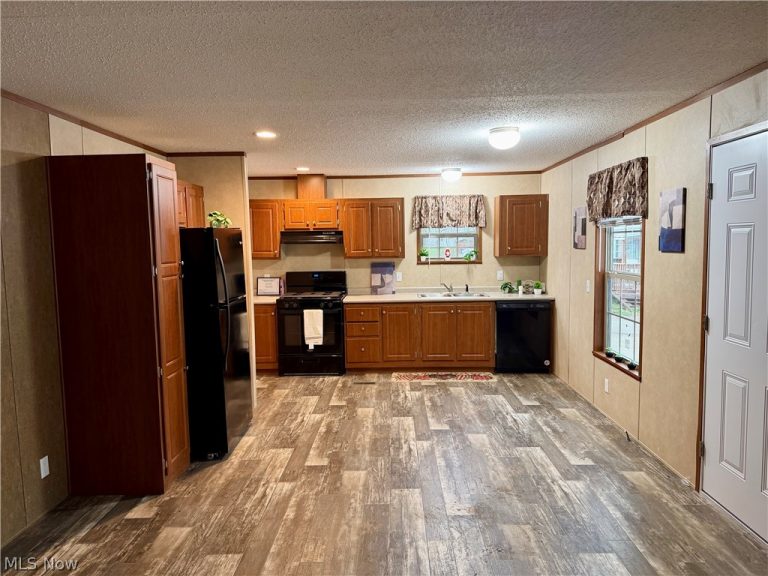 2606 Lincoln Way #29, Massillon, OH - Photo 3