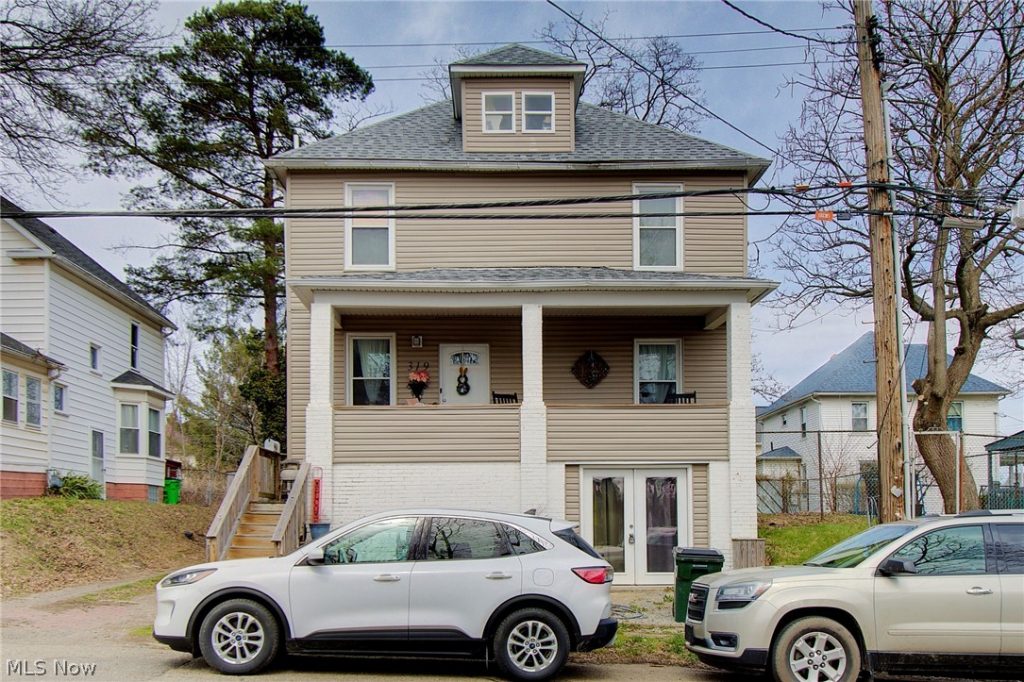 319 Oxford Street, Alliance, OH