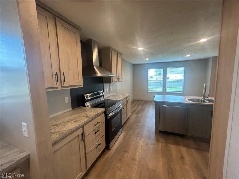 252 Front Street, Philo, OH - Photo 6