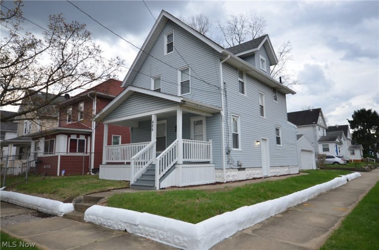 486 Howe Street, Akron, OH, 44307