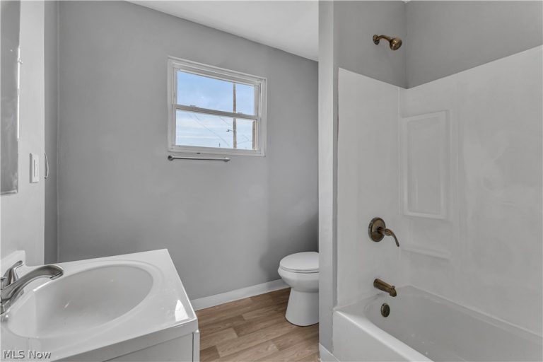 8113 Platt Avenue, Cleveland, OH - Photo 8