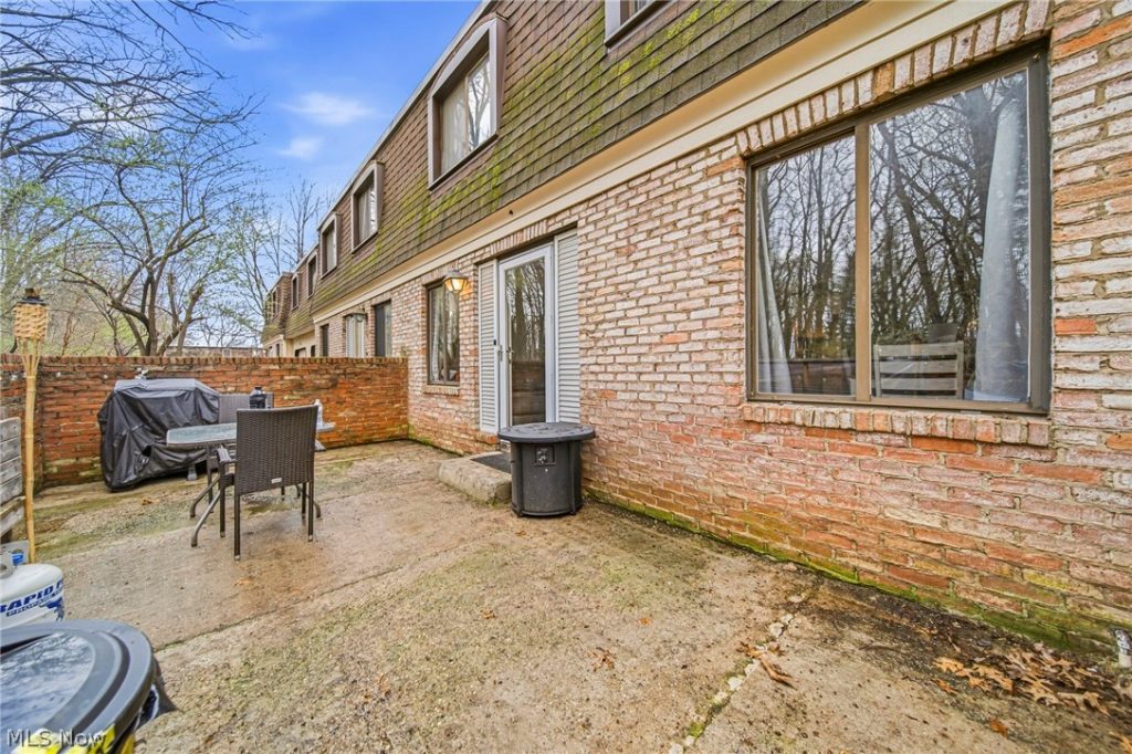 1651 Mentor Avenue #1406, Painesville, OH