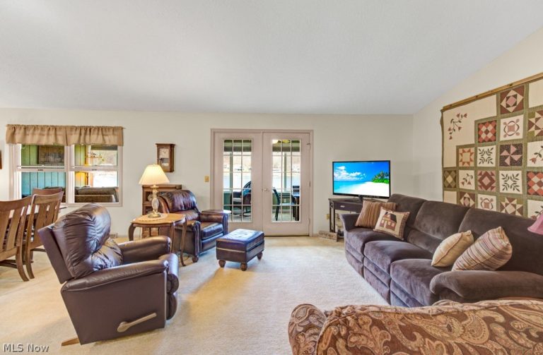 254 Mohawk Drive, Malvern, OH - Photo 6