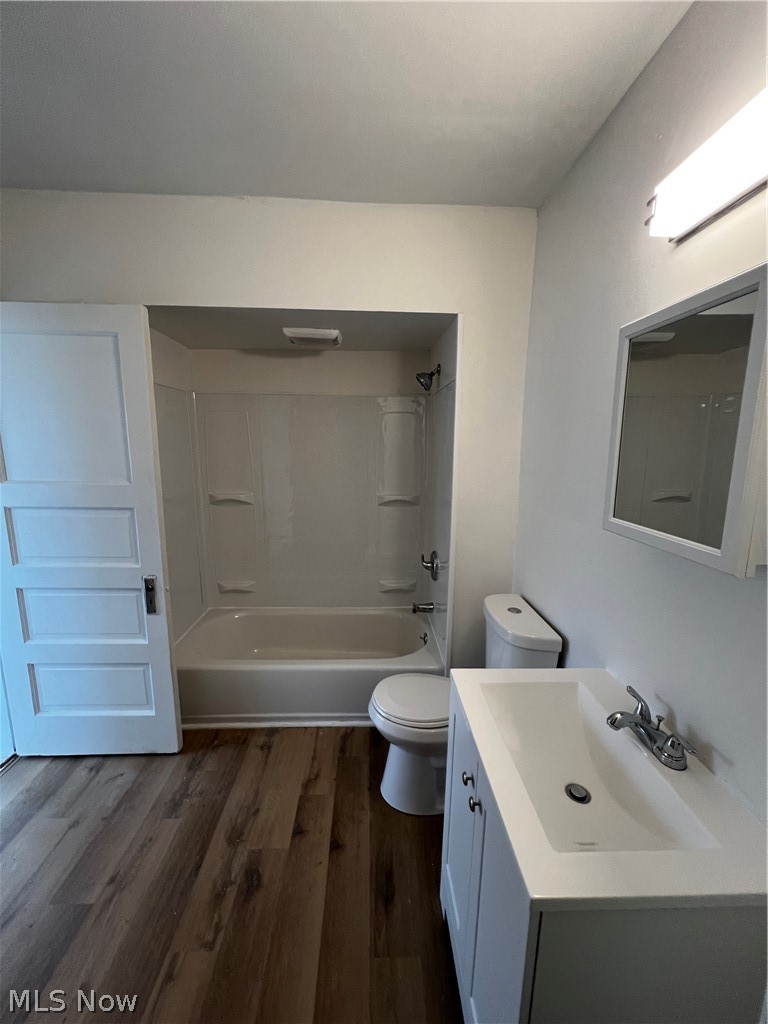 2089 Elbur Avenue, Lakewood, OH - Photo 8