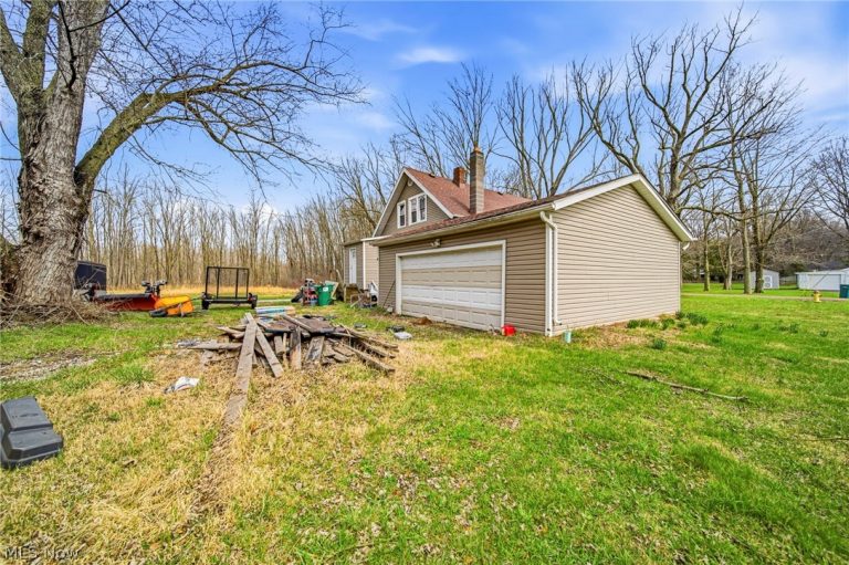 3449 Addison Road, Geneva, OH - Photo 8