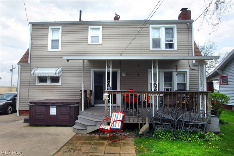 345 Roslyn Avenue, Canton, OH - Photo 6