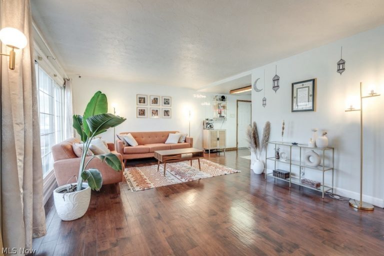 22 Van Doren Drive, Cuyahoga Falls, OH - Photo 8