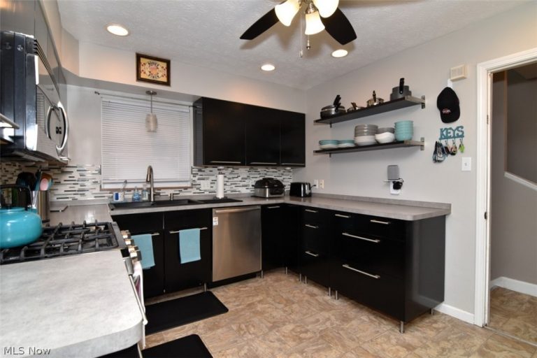 4319 56th Street, Cleveland, OH - Photo 6