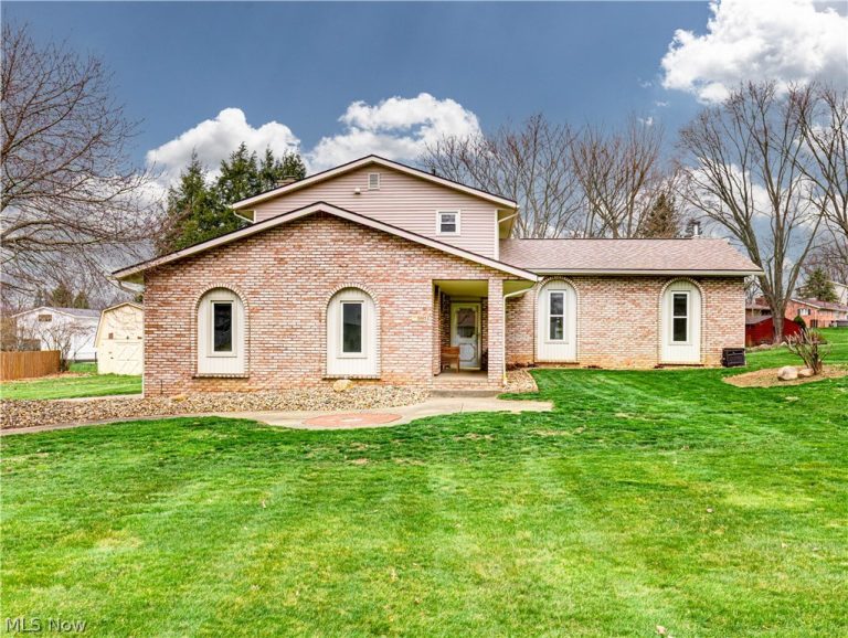 3881 Mahogany Street, Uniontown, OH, 44685