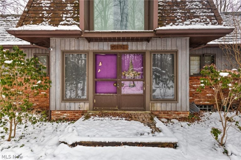 50 Redfern Drive, Youngstown, OH - Photo 5