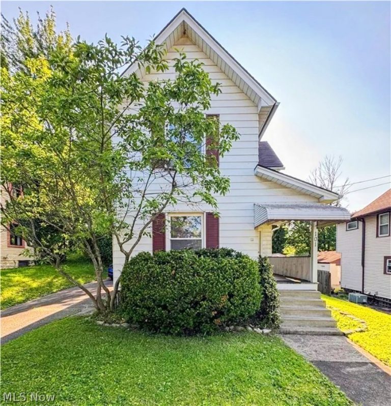 101 Ridgeway Street, Struthers, OH - Photo 2