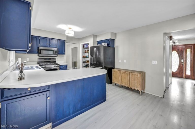 120 Roshon Drive, Medina, OH - Photo 4