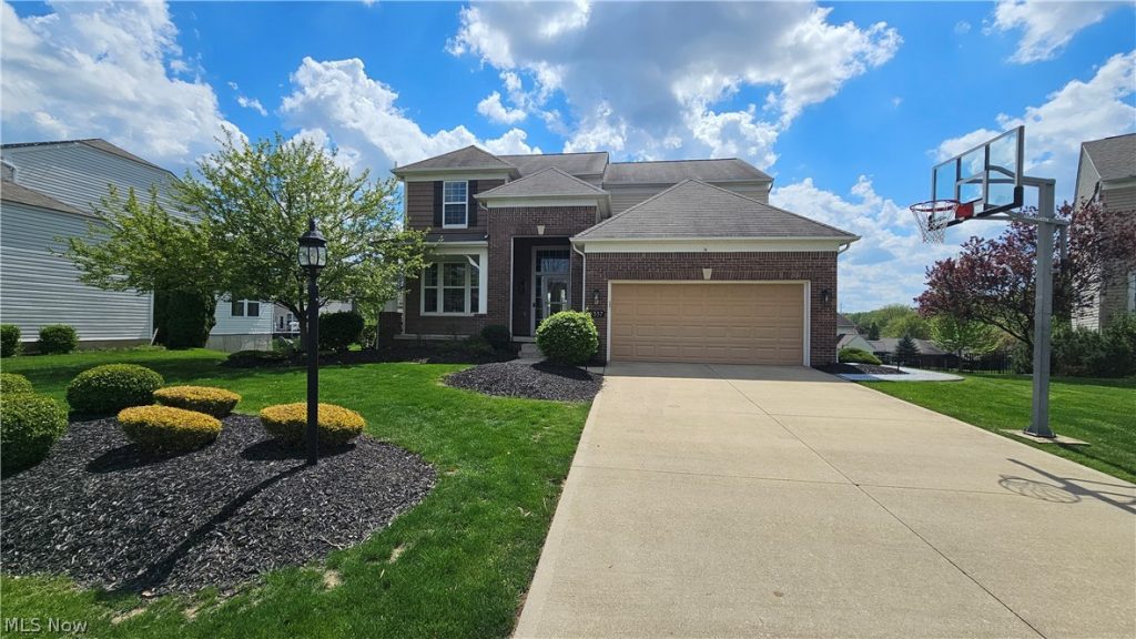 9337 Ellis Way, Strongsville, OH