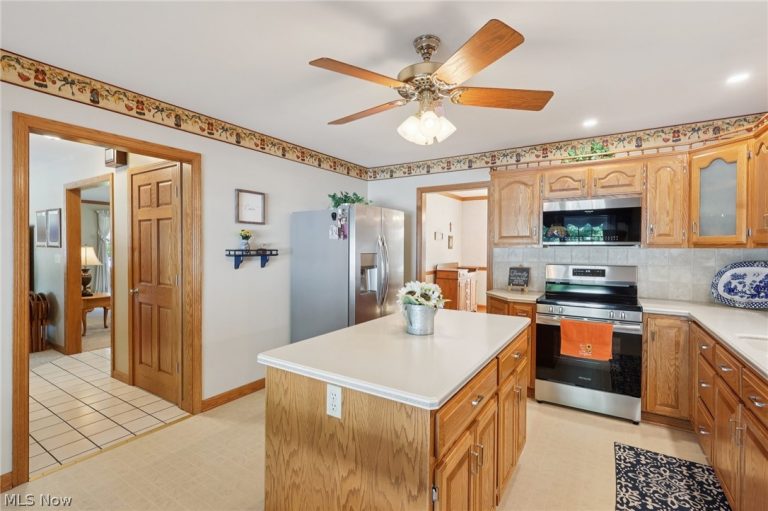6873 Luteran Lane, Poland, OH - Photo 6
