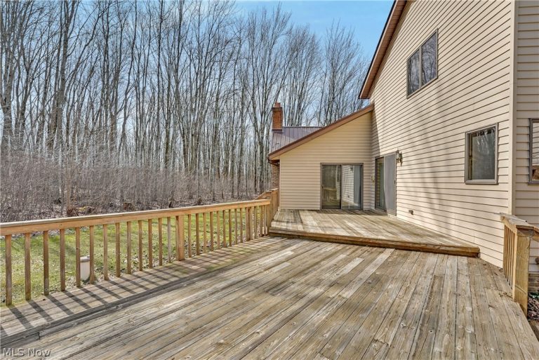 13015 Pearl Road, Chardon, OH - Photo 6