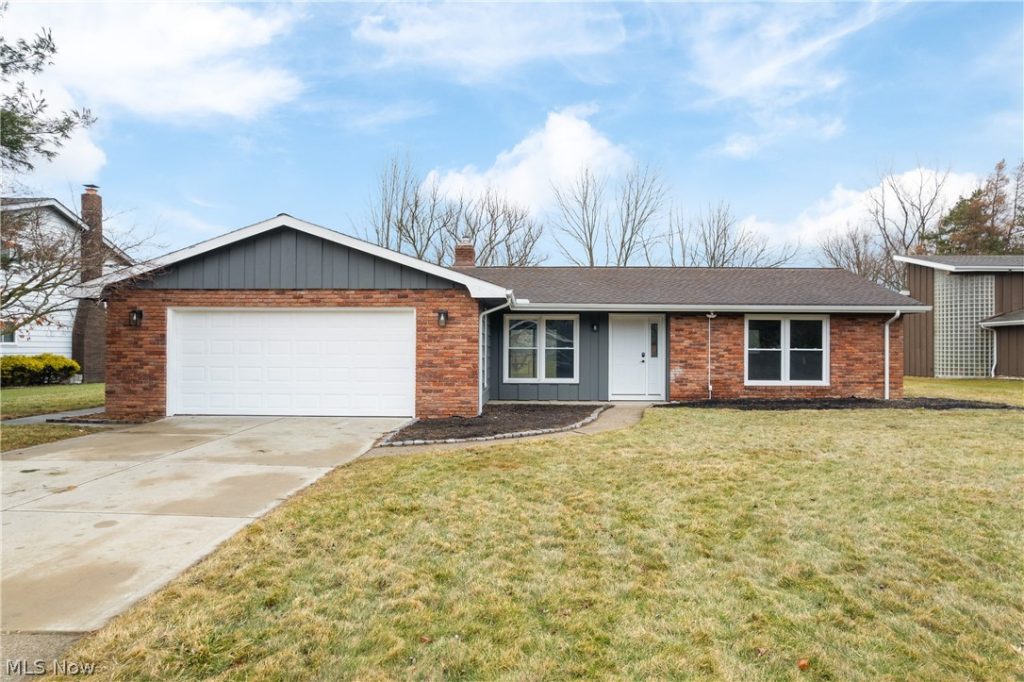 15312 Forest Park Drive, Strongsville, OH