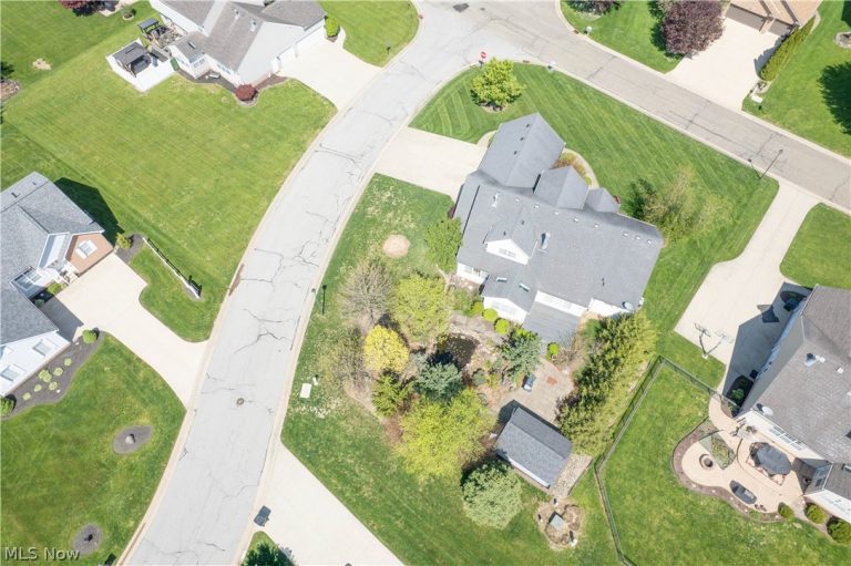 1204 Stone Crossing Street, Canton, OH - Photo 3