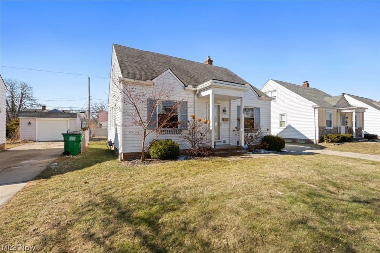 280 328th Street, Willowick, OH - Photo 2