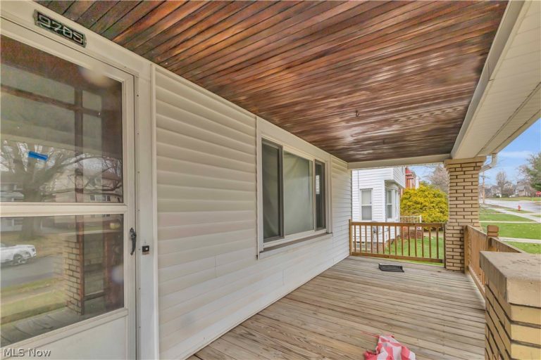 9705 Highland Avenue, Garfield Heights, OH - Photo 3