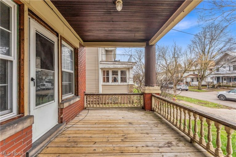 3820 Riverside Avenue #2, Cleveland, OH - Photo 8