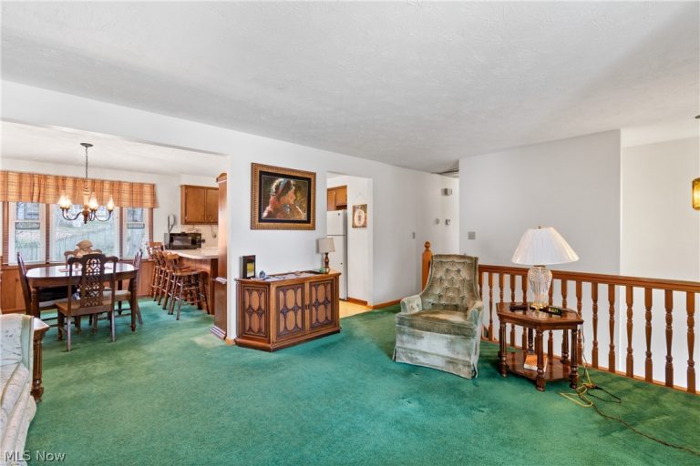 2892 Chadwick Street, Massillon, OH - Photo 6