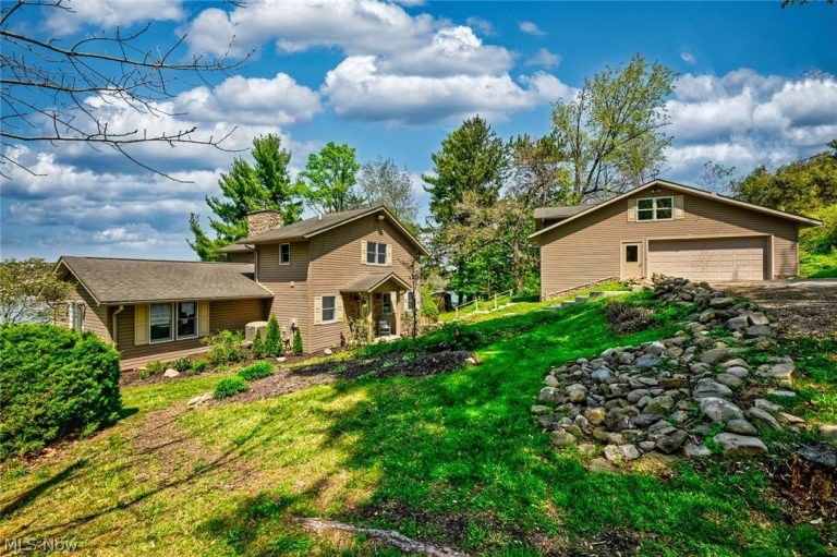 2873 Lodge Road, Sherrodsville, OH - Photo 4
