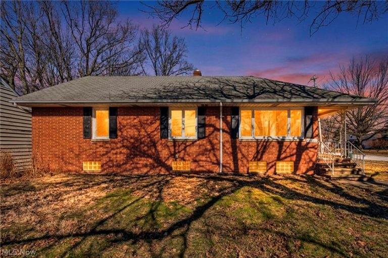 25641 Glenbrook Boulevard, Euclid, OH, 44117