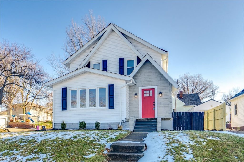 1835 Thornapple Avenue, Akron, OH