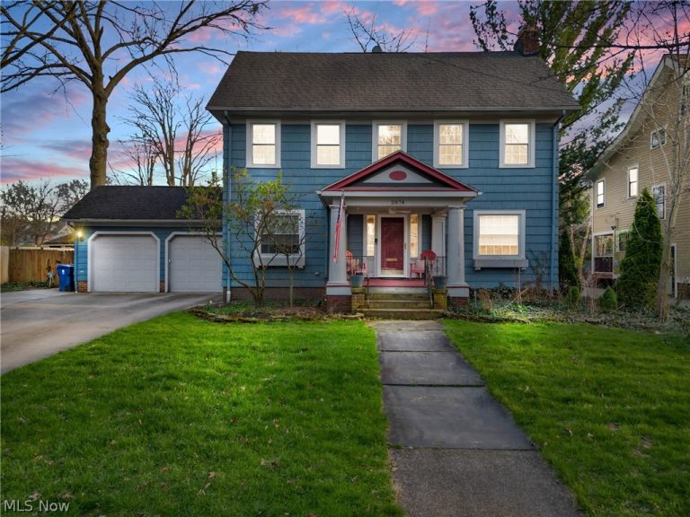 2874 Coleridge Road, Cleveland Heights, OH - Photo 2